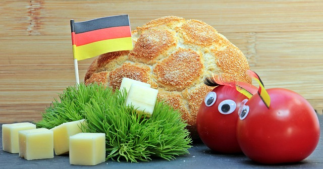 明年年初管 明年年初管